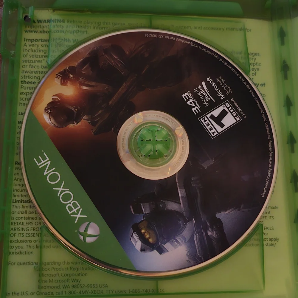 Call Of Duty Black Ops 3, Halo 5‎ Guardians,Fallout 4,Overwatch Xbox One Games